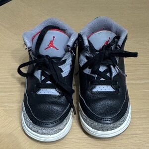 Jordan Kids 3’s Black and White Sneakers with Red